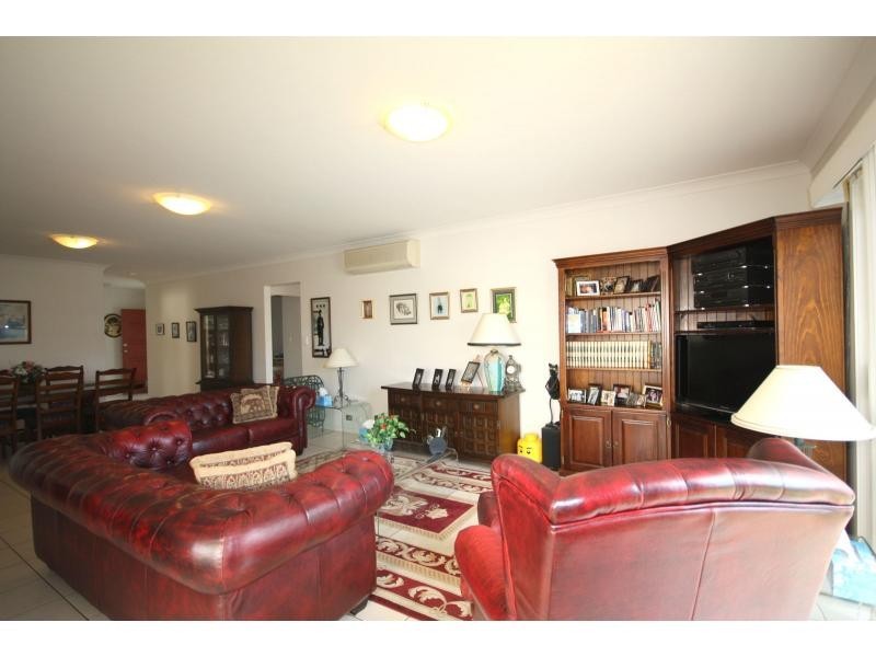 11/88 Greenway Circuit, Mount Ommaney QLD 4074