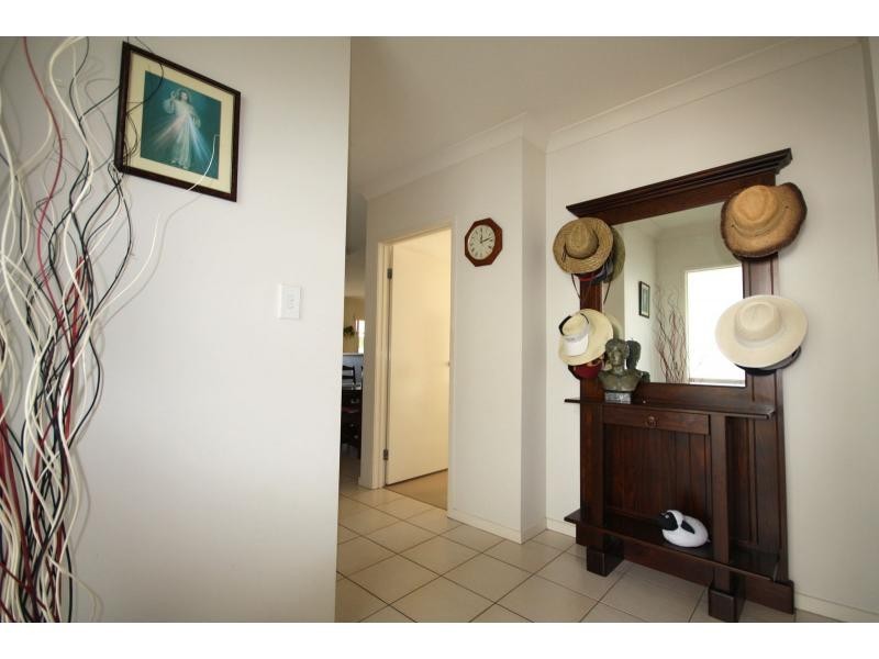 11/88 Greenway Circuit, Mount Ommaney QLD 4074