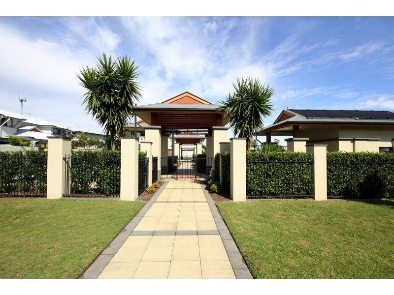 11/88 Greenway Circuit, Mount Ommaney QLD 4074