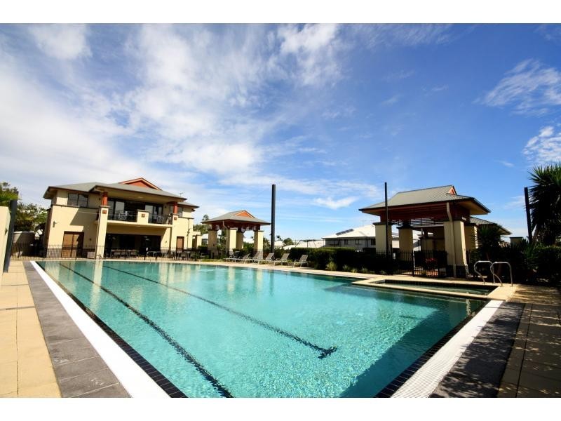 11/88 Greenway Circuit, Mount Ommaney QLD 4074