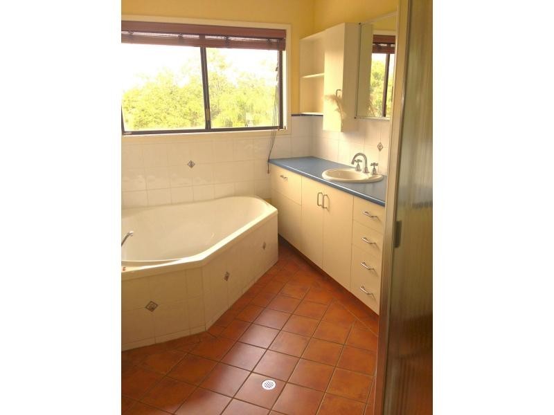 10 Trevi Street, Jindalee QLD 4074