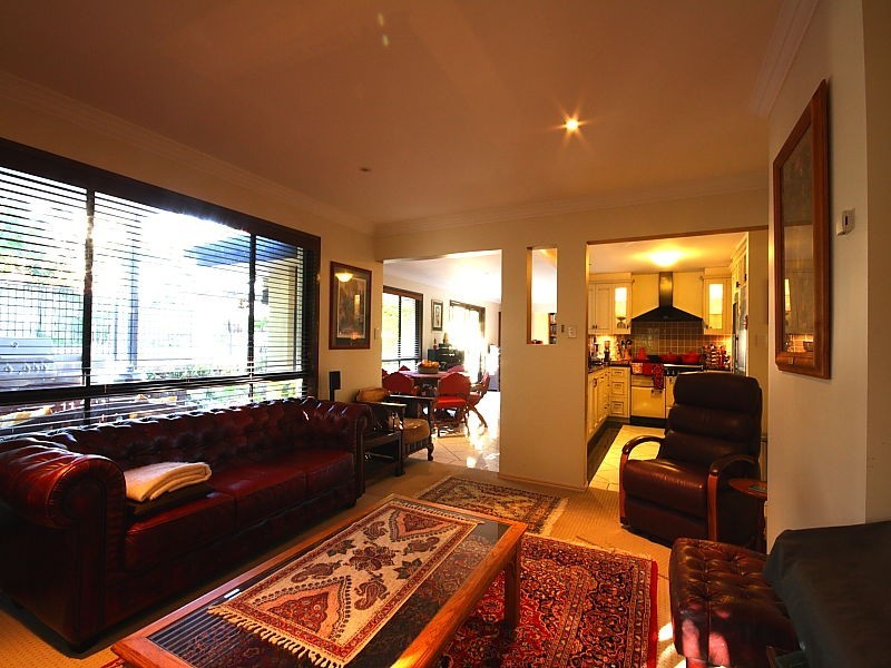 49 Debussy Place, Mount Ommaney QLD 4074