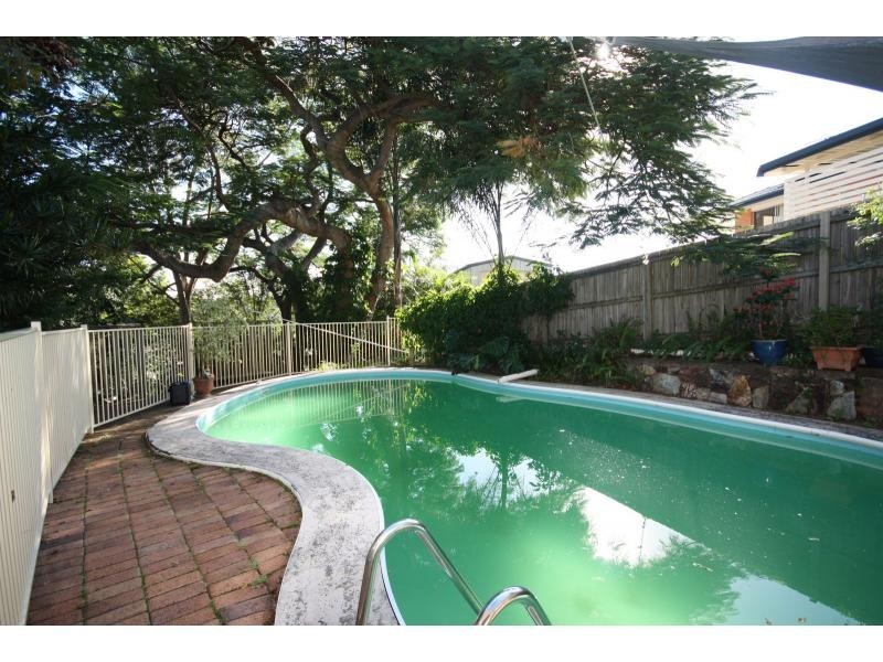 Jindalee QLD 4074