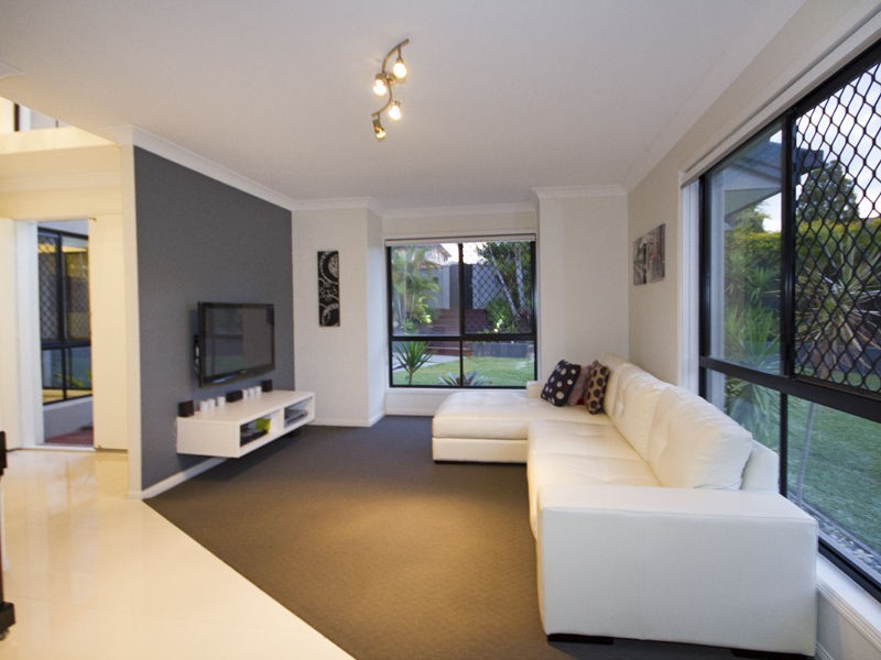 7 Cowal Close, Westlake QLD 4074