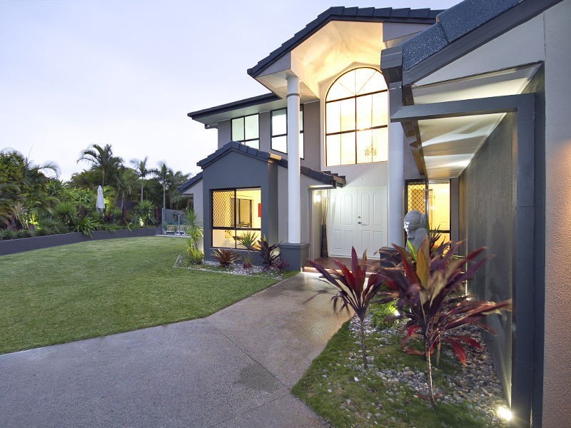 7 Cowal Close, Westlake QLD 4074