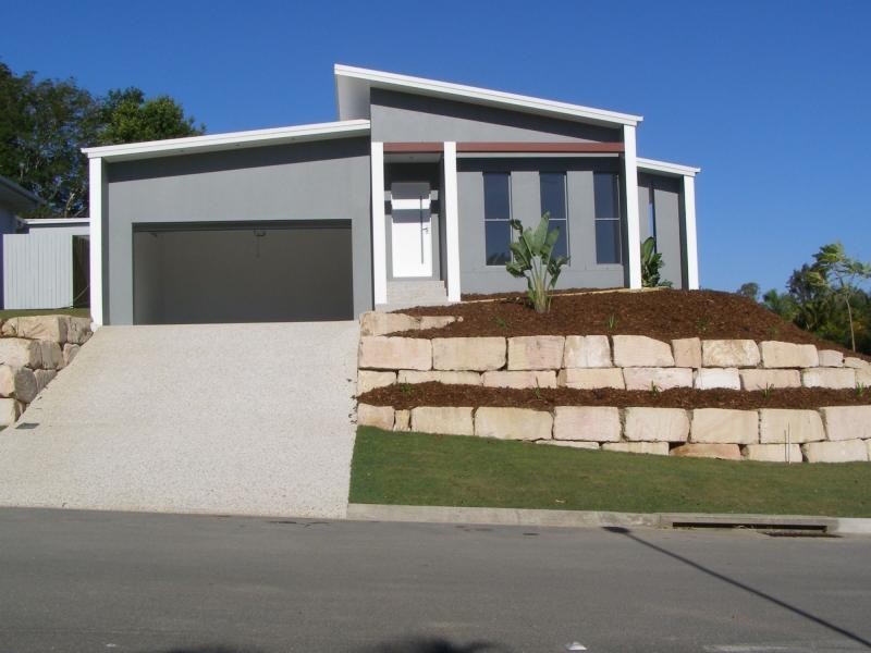 43 Westlake Drive, Mount Ommaney QLD 4074