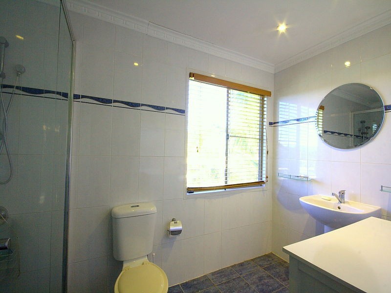 2 Koreli Place, Middle Park QLD 4074