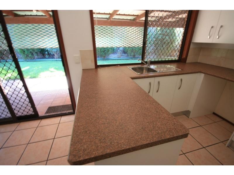 Sinnamon Park QLD 4073