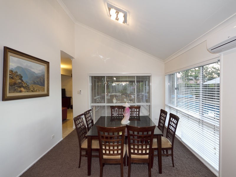 5 Cara Close, Middle Park QLD 4074