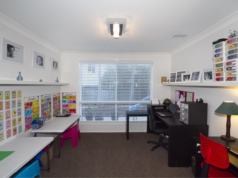 5 Cara Close, Middle Park QLD 4074