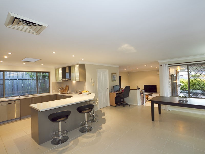 30 Congo Street, Westlake QLD 4074