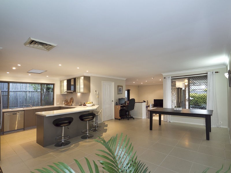 30 Congo Street, Westlake QLD 4074