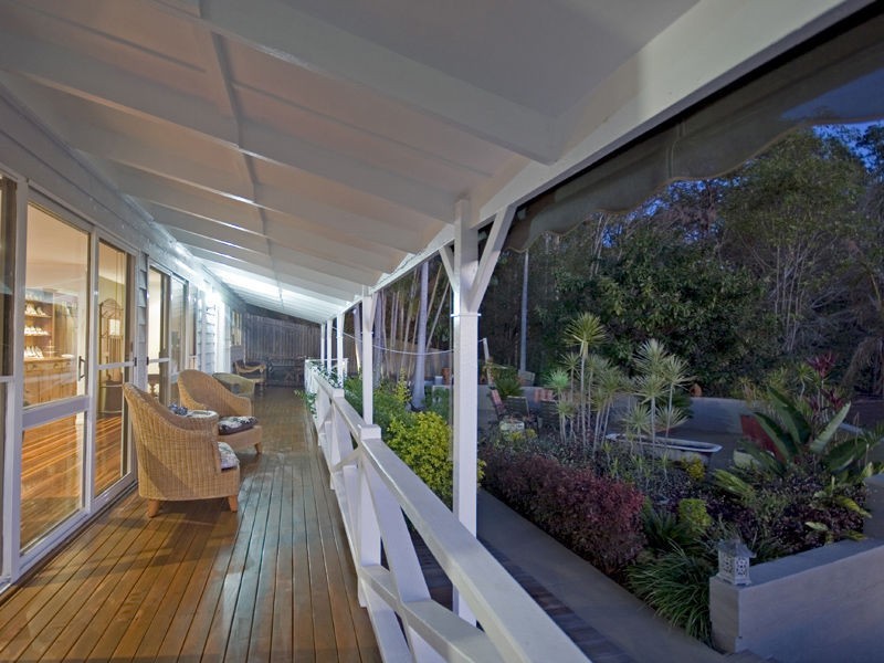 Seventeen Mile Rocks QLD 4073