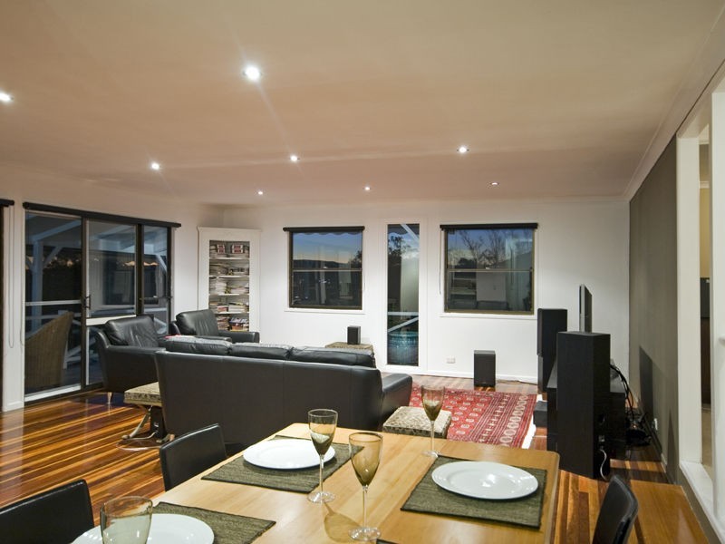 Seventeen Mile Rocks QLD 4073