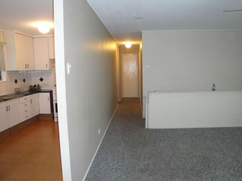 8 Garland Street, Redbank Plains QLD 4301