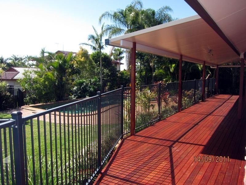 222 Mount Ommaney Drive, Mount Ommaney QLD 4074