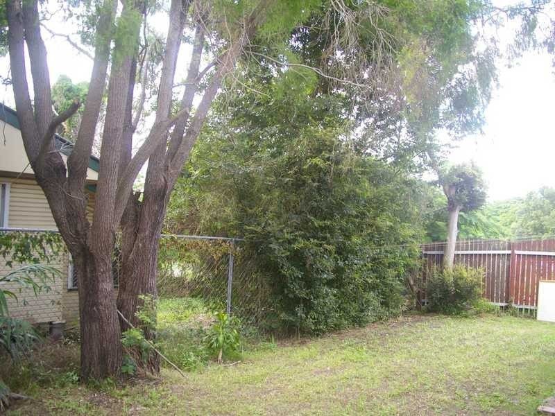 39 Frederick Street, Newtown QLD 4305