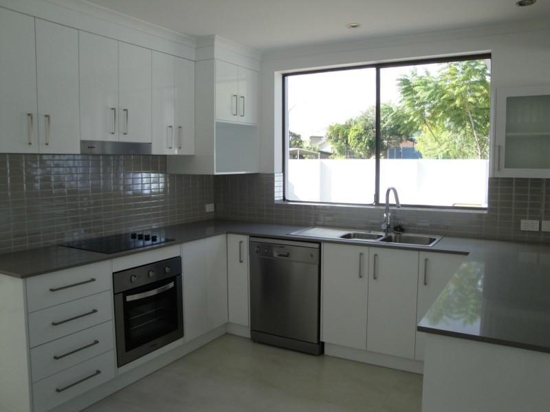 61 Colonsay Street, Middle Park QLD 4074