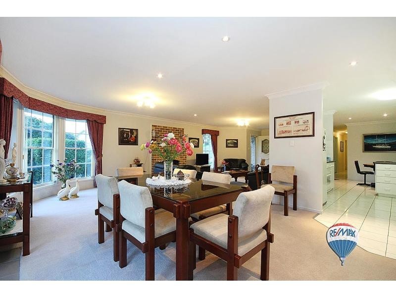 Sinnamon Park QLD 4073