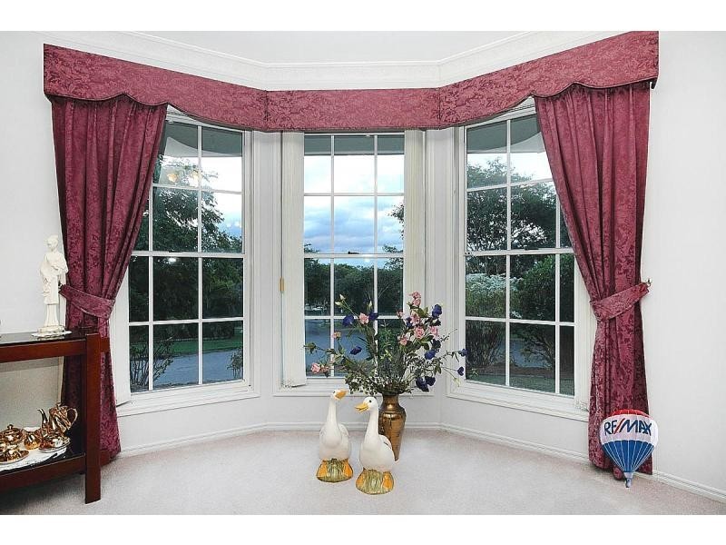 Sinnamon Park QLD 4073