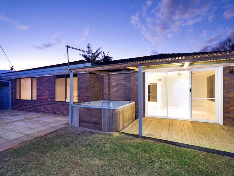 Jamboree Heights QLD 4074