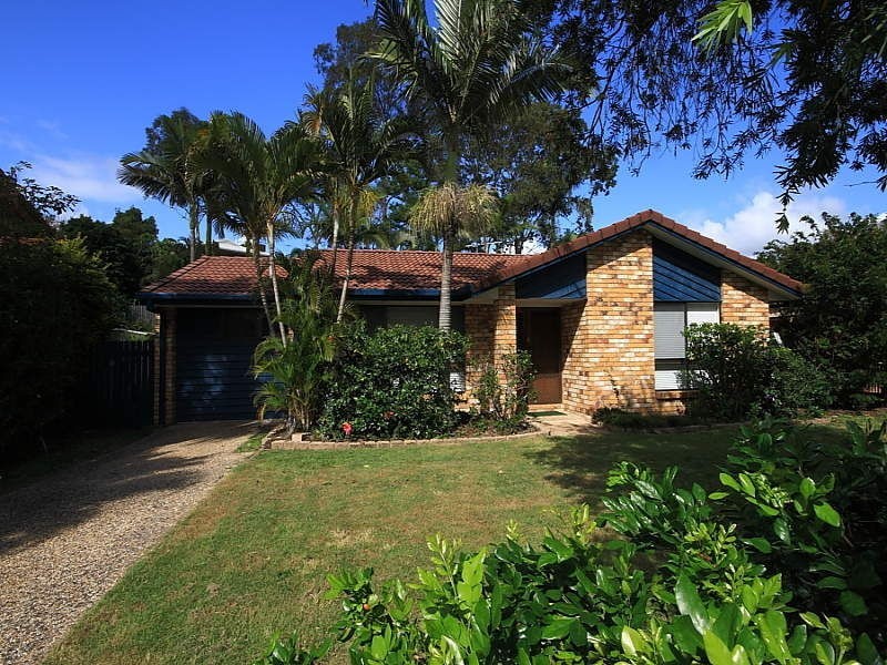 73 Glenn Ross Street, Sinnamon Park QLD 4073