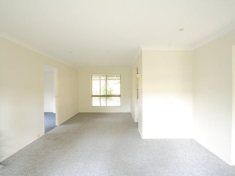 73 Glenn Ross Street, Sinnamon Park QLD 4073
