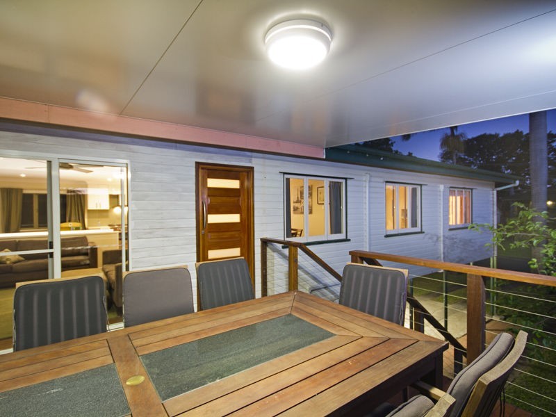 Jindalee QLD 4074