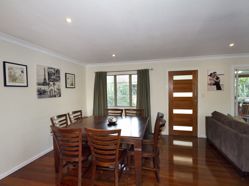 Jindalee QLD 4074