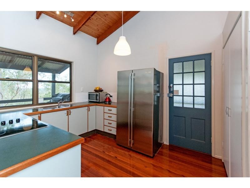 172 Blackwall Road, Chuwar QLD 4306