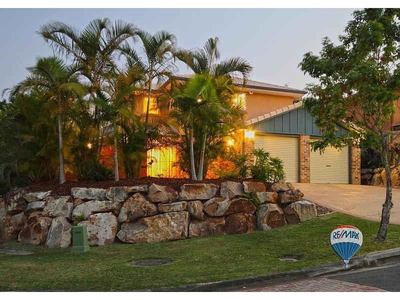 Seventeen Mile Rocks QLD 4073