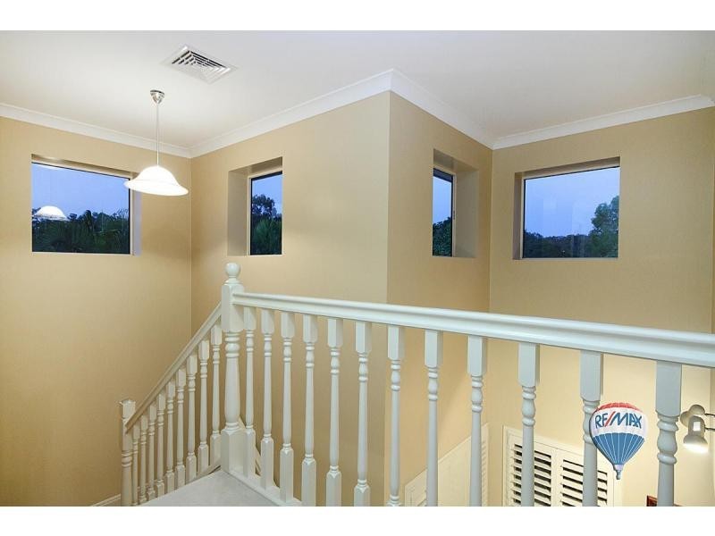 Seventeen Mile Rocks QLD 4073