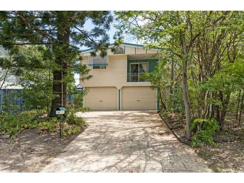 18 Seng Street, Graceville QLD 4075