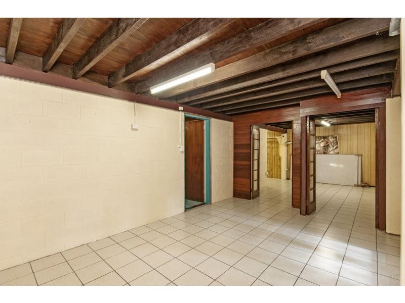 18 Seng Street, Graceville QLD 4075