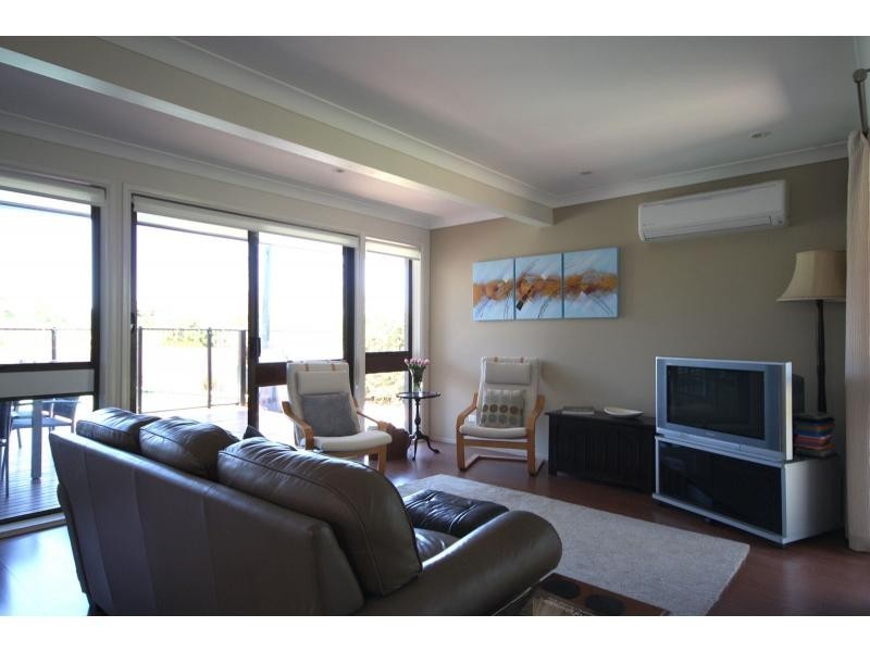 2 Shasta Close, Westlake QLD 4074