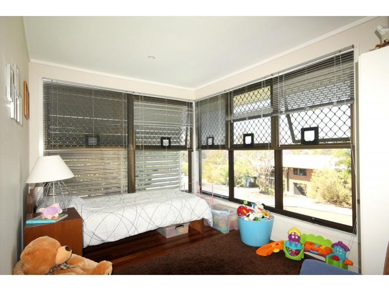 2 Shasta Close, Westlake QLD 4074