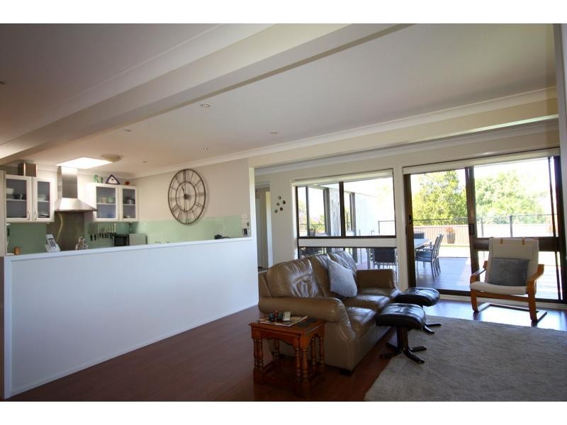 2 Shasta Close, Westlake QLD 4074