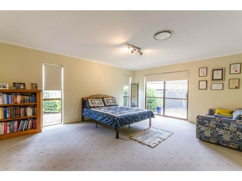 10 Tolaga Street, Westlake QLD 4074