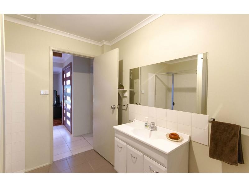 10 Tolaga Street, Westlake QLD 4074