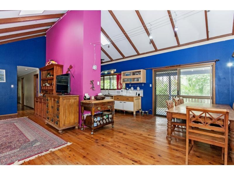 2 Banksia Drive, Mount Crosby QLD 4306