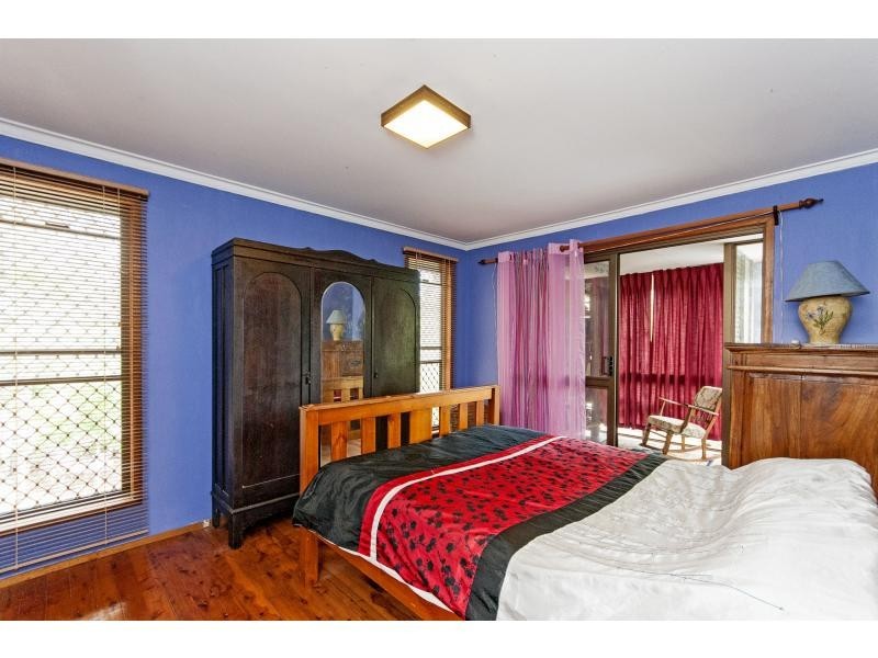 2 Banksia Drive, Mount Crosby QLD 4306