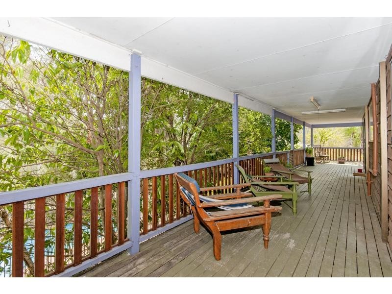 2 Banksia Drive, Mount Crosby QLD 4306