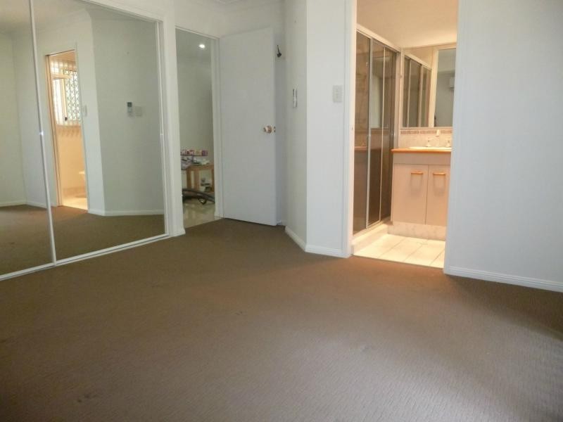 Forest Lake QLD 4078