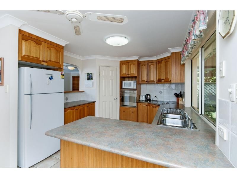 10 Mt Ommaney Drive, Jindalee QLD 4074