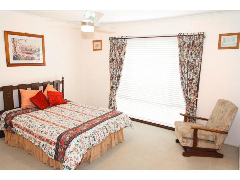 87 Hazelton Street, Riverhills QLD 4074