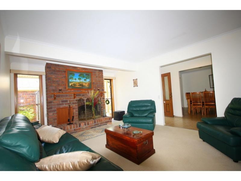 19 Wyara Close, Westlake QLD 4074