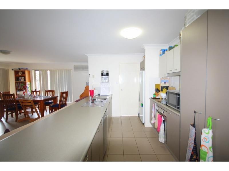 71 Formigoni Street, Richlands QLD 4077