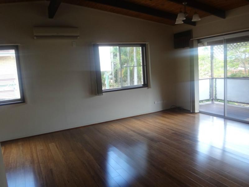 Seventeen Mile Rocks QLD 4073