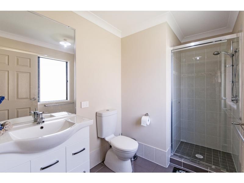 12 Lemana Street, Redbank Plains QLD 4301