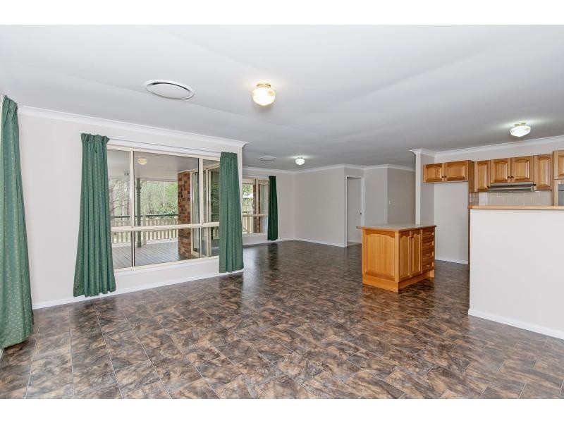 19 Emungerie Grove, Karana Downs QLD 4306